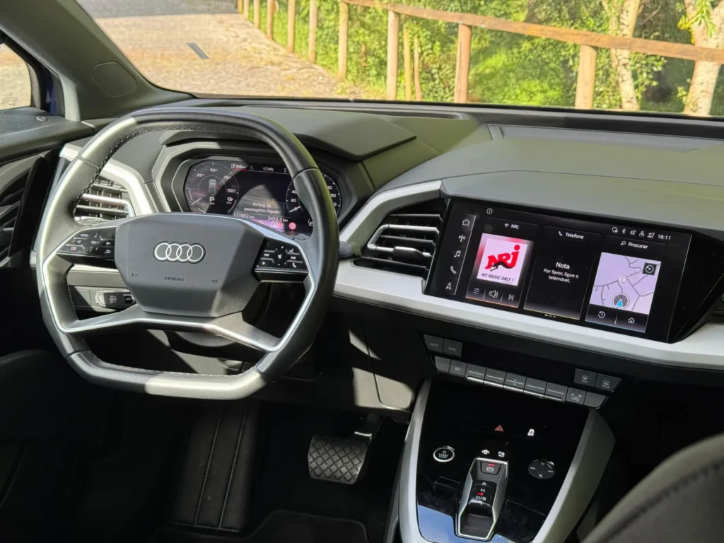 Audi Q4 E-TRON — fotografia 9