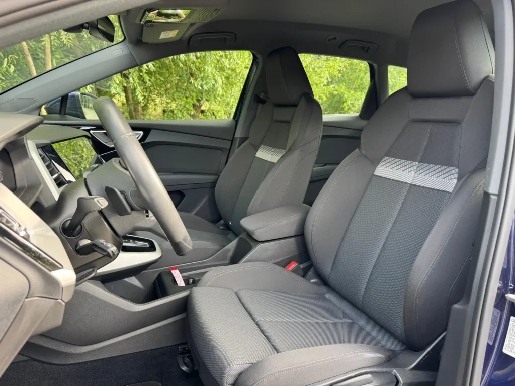 Audi Q4 E-TRON — fotografia 12