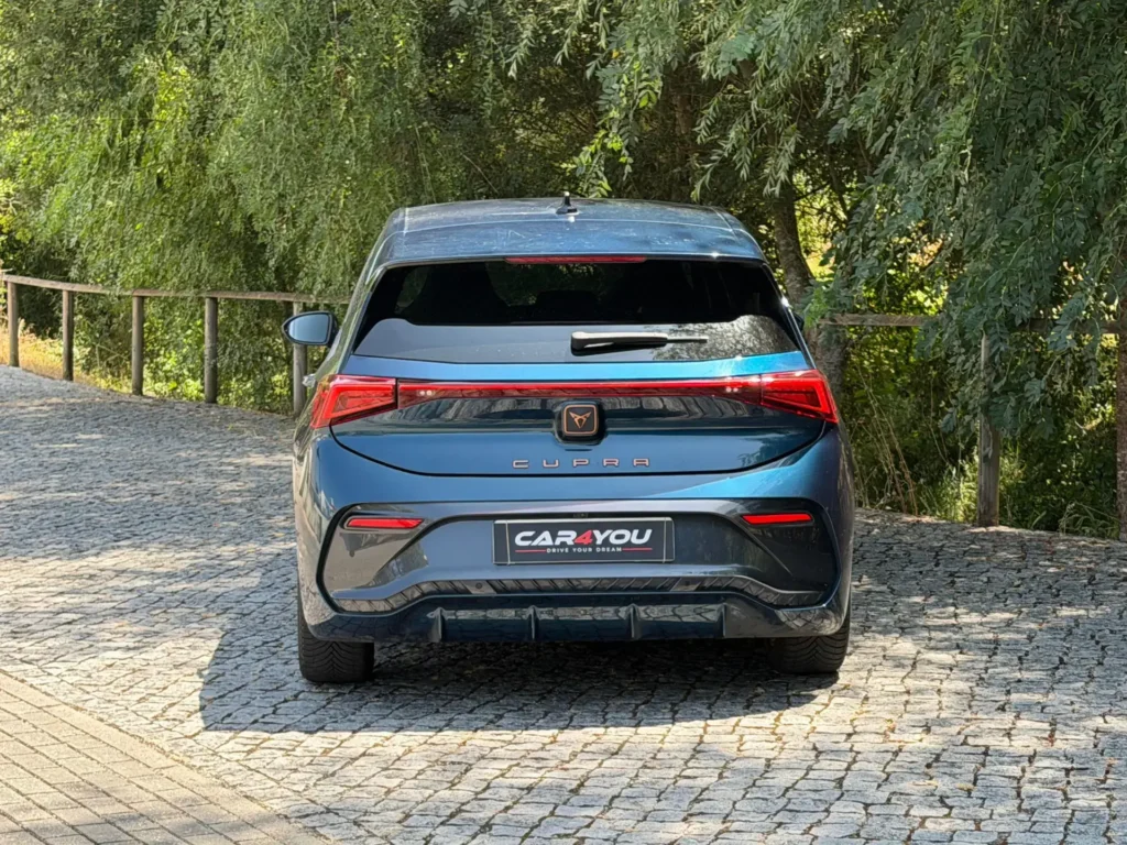 CUPRA BORN — fotografia 1