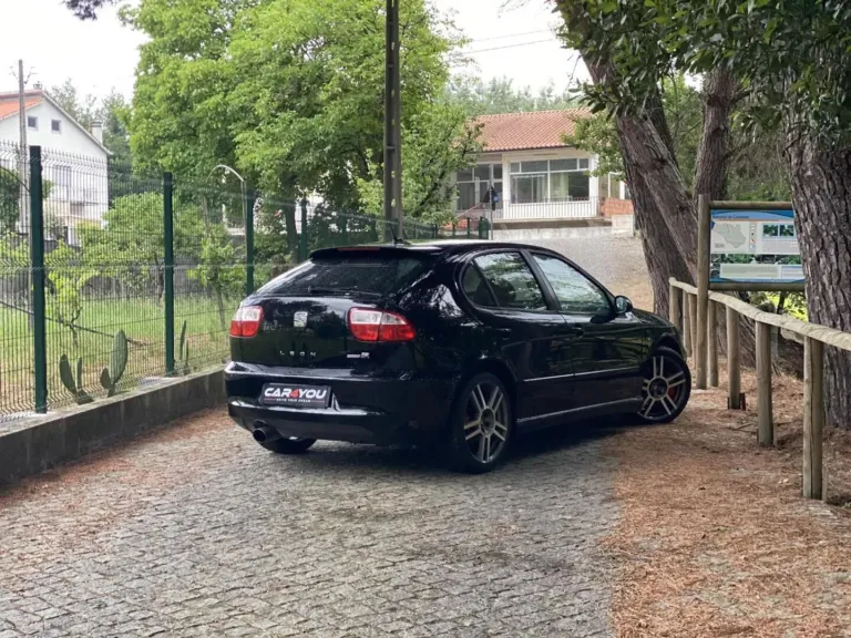 Seat Leon 1.8 T Cupra R — foto 2