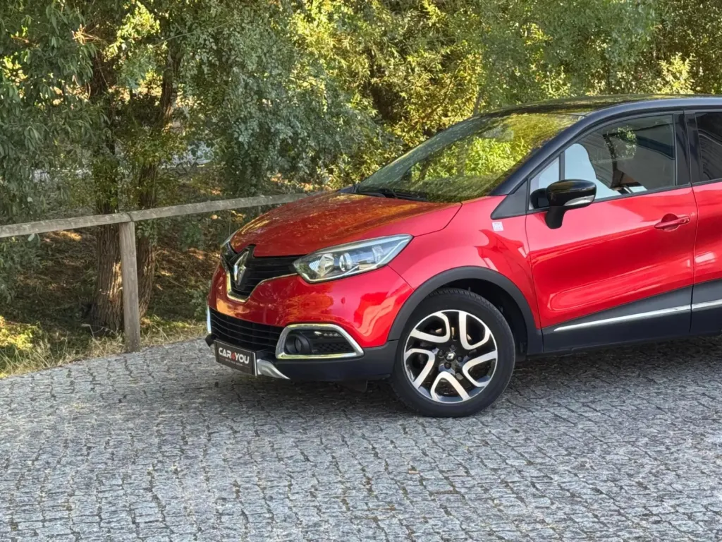 Renault Captur 1.5 dCi Helly Hansen — fotografia 2