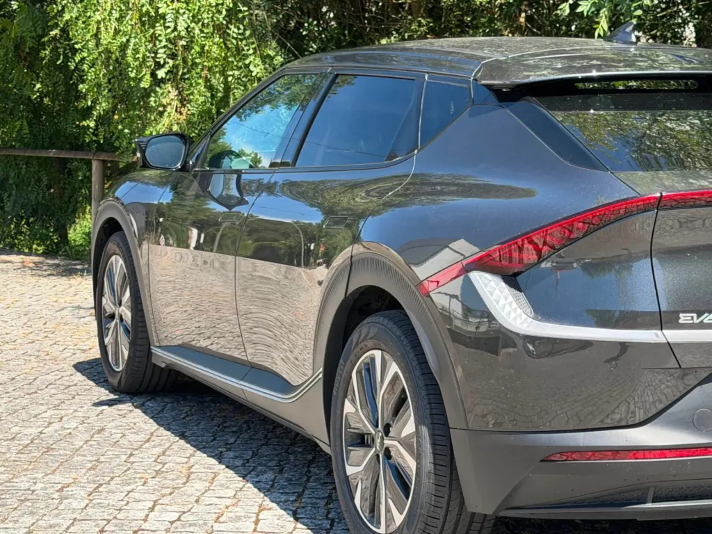 Kia EV6 58 kWh Air — fotografia 6