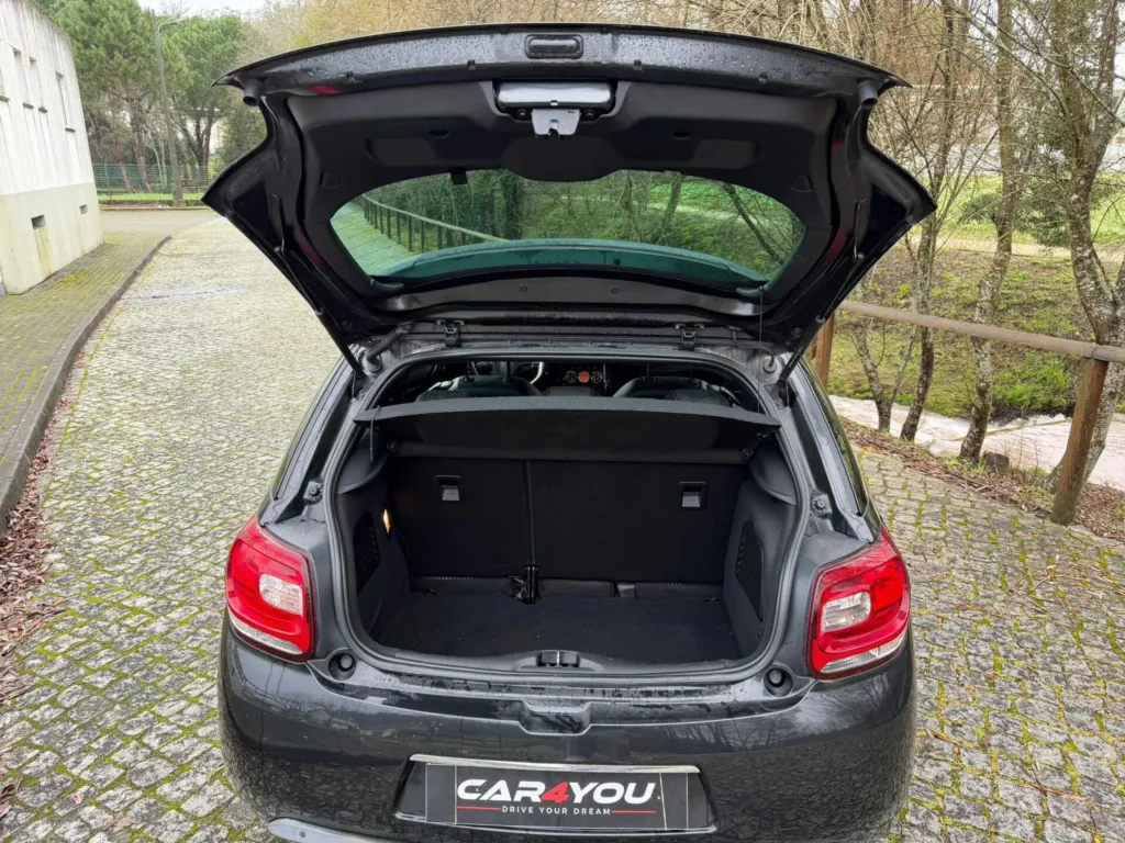 Citroën DS3 1.6 THP Sport Chic — fotografia 18