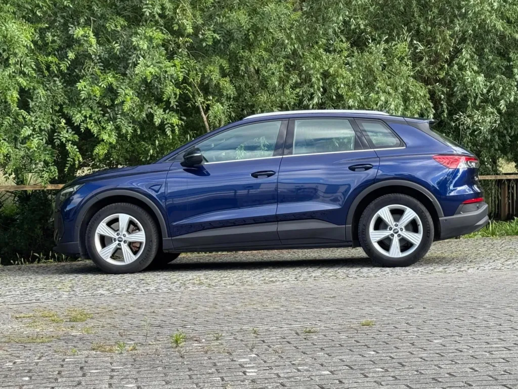 Audi Q4 e-tron 40 63 kWh SE Business — fotografia 8