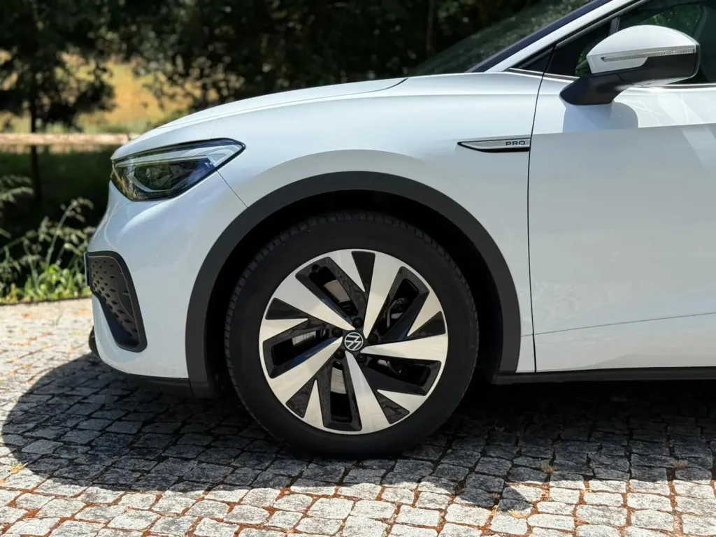 Volkswagen ID.5 77 kWh Pro Performance — fotografia 7