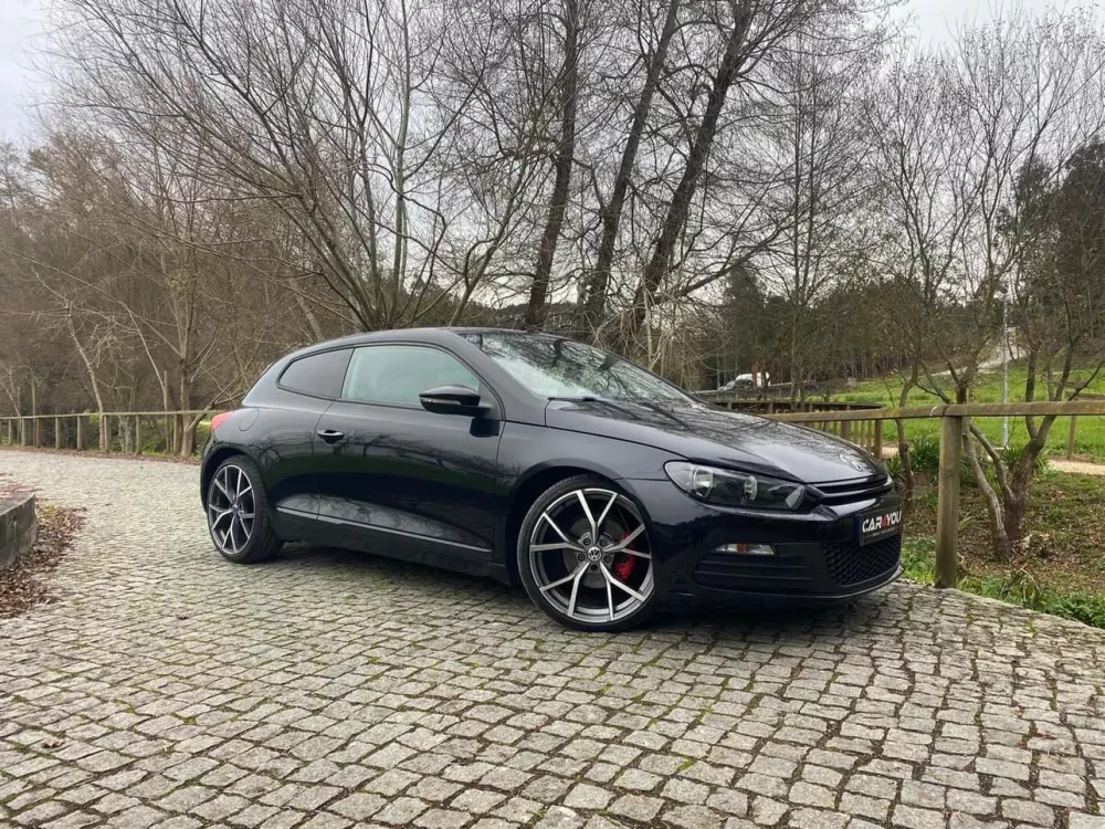 Volkswagen Scirocco 2.0 TDI Sport — fotografia 3