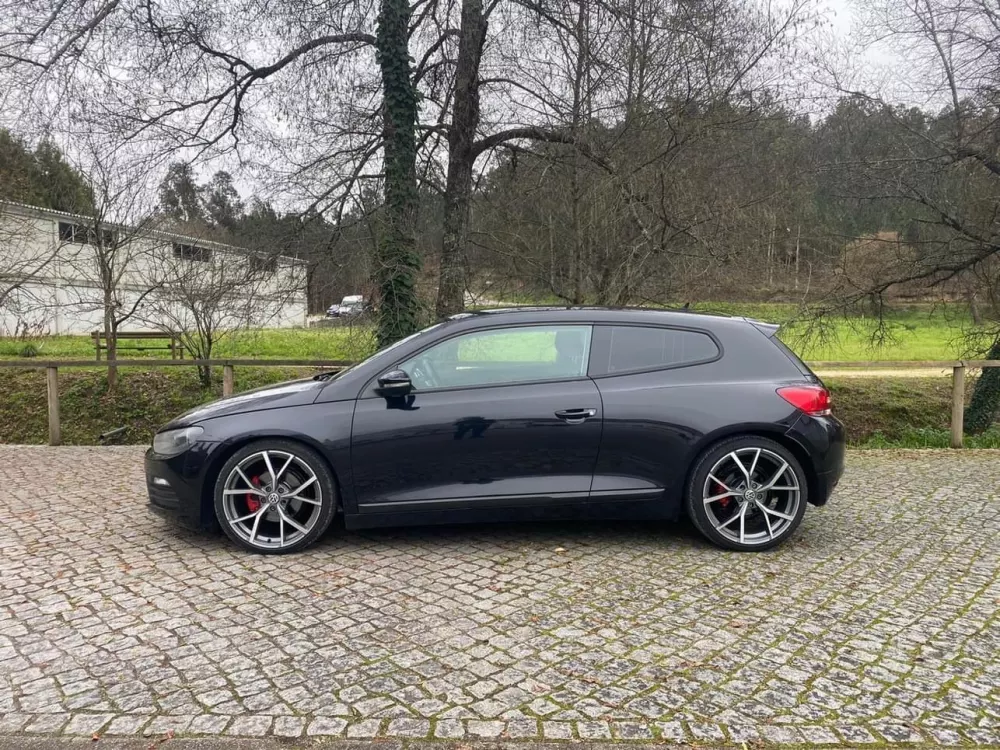 Volkswagen Scirocco 2.0 TDI Sport — fotografia 7