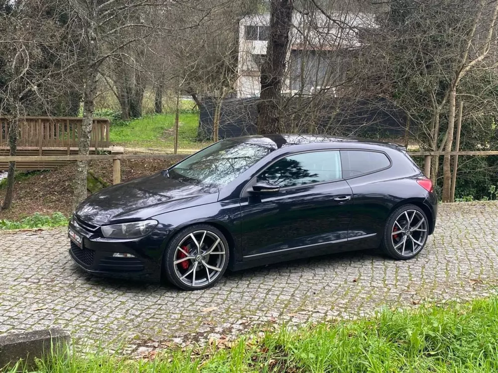 Volkswagen Scirocco 2.0 TDI Sport — fotografia 9