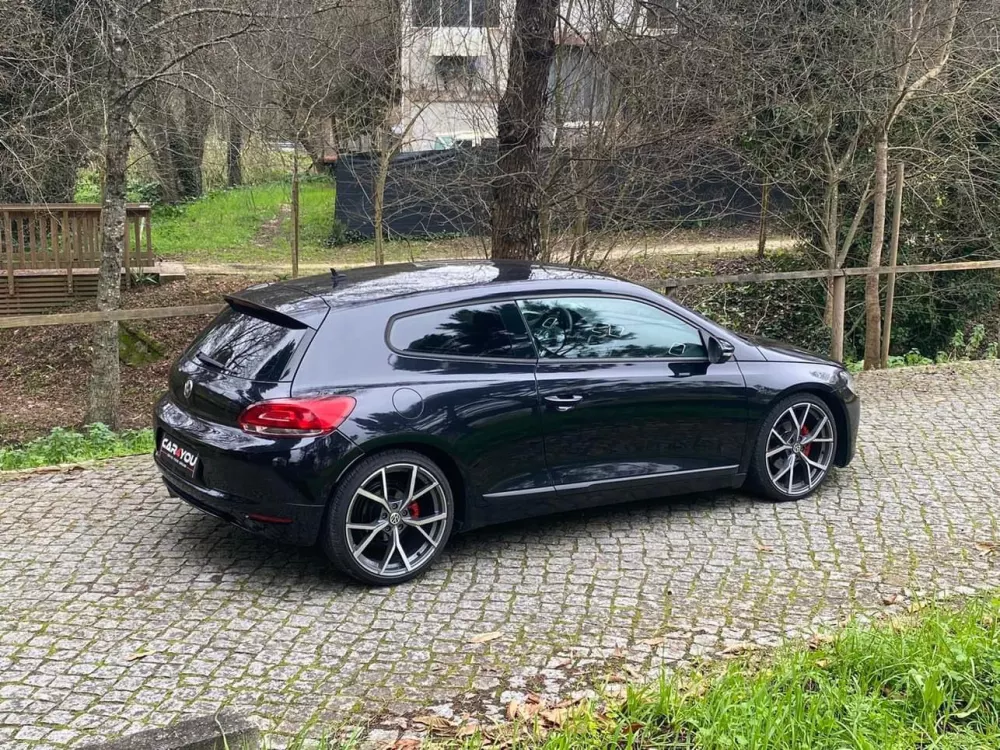 Volkswagen Scirocco 2.0 TDI Sport — fotografia 12