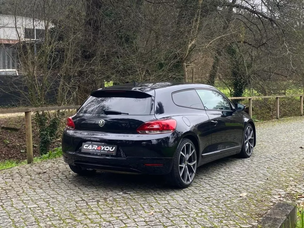 Volkswagen Scirocco 2.0 TDI Sport — fotografia 17