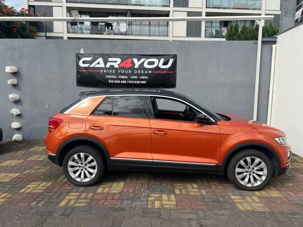Volkswagen T-Roc 1.0 TSI Style — fotografia 6