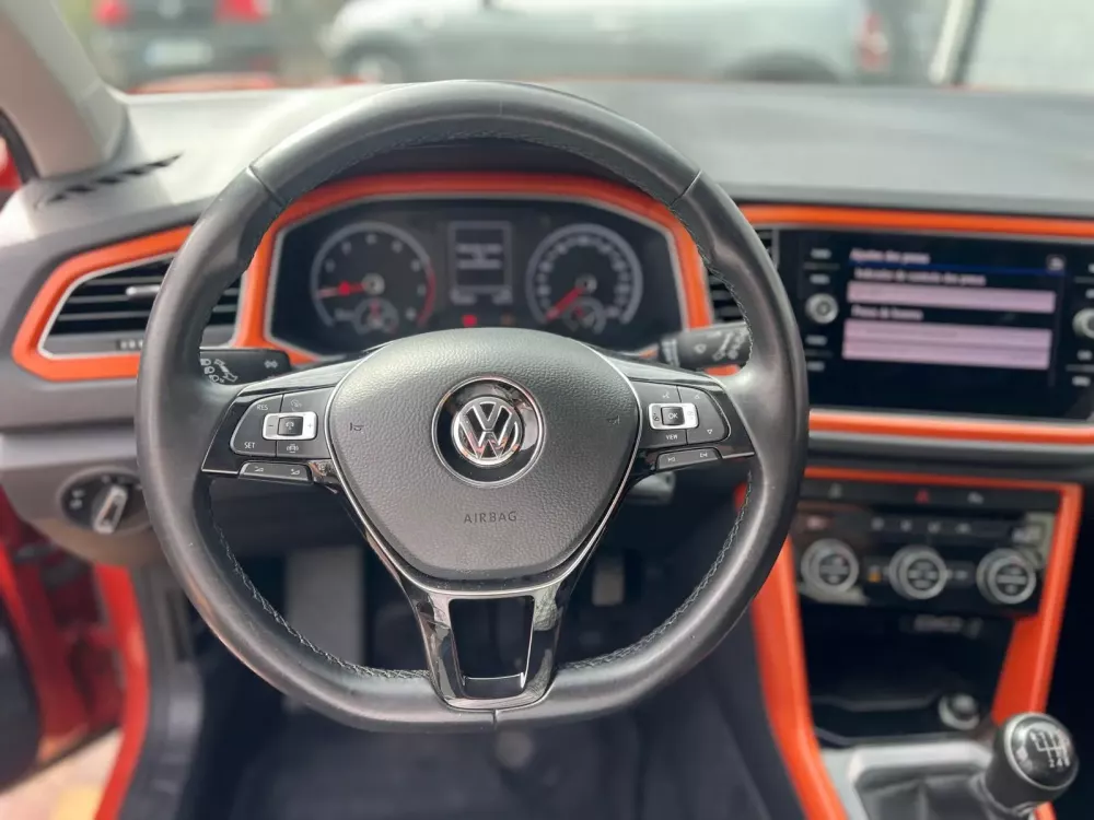 Volkswagen T-Roc 1.0 TSI Style — fotografia 18