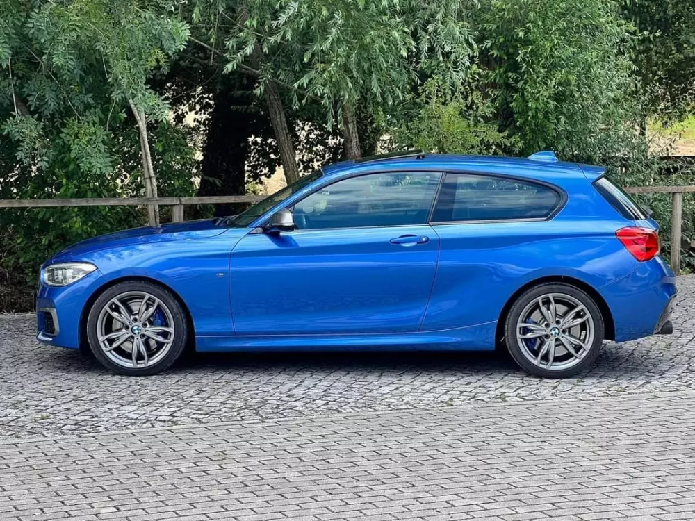 BMW M135i Auto — fotografia 4