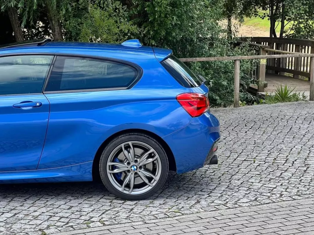 BMW M135i Auto — fotografia 3
