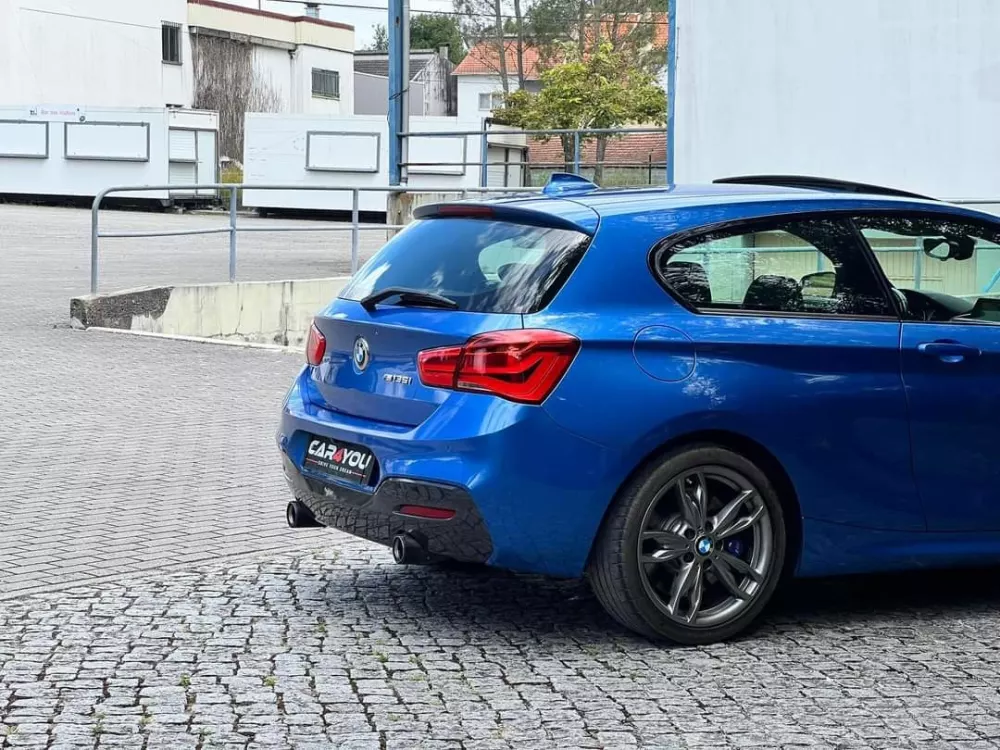 BMW M135i Auto — fotografia 7