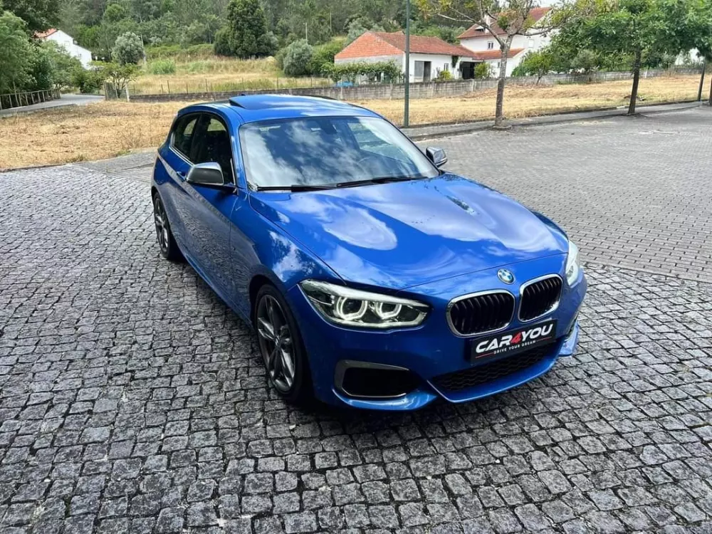 BMW M135i Auto — fotografia 11