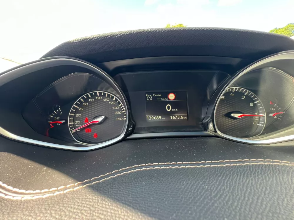 Peugeot 308 GTi by Sport — fotografia 18