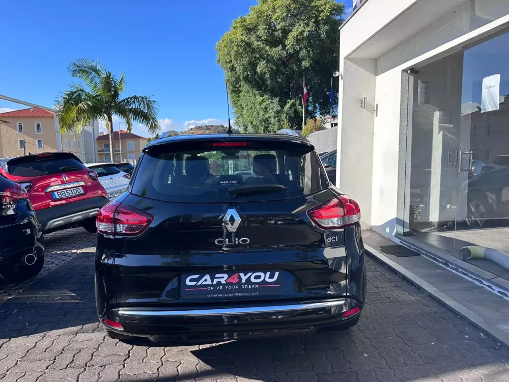 Renault Clio Sport Tourer 1.5 dCi Dynamique S — fotografia 6