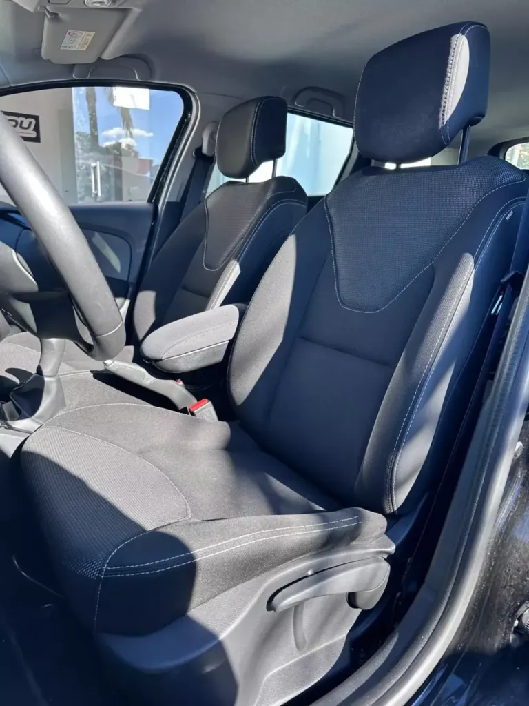 Renault Clio Sport Tourer 1.5 dCi Dynamique S — fotografia 7