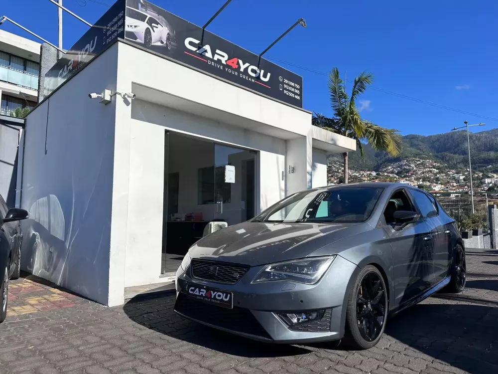 Seat Leon 2.0 TDi FR S/S — fotografia 9