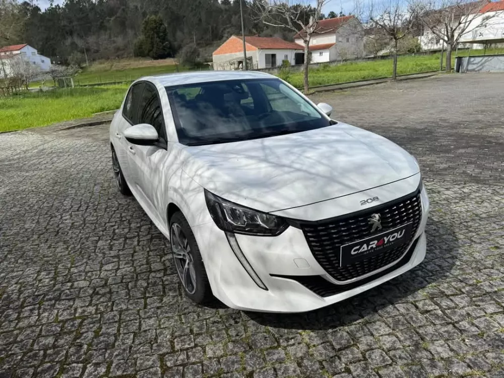 Peugeot 208 1.2 PureTech Allure EAT8 — fotografia 14