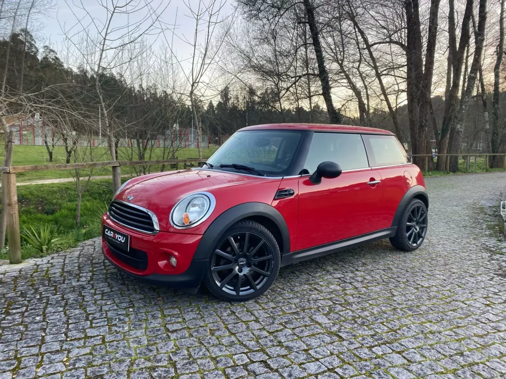 Mini 3 Portas One D — fotografia 3
