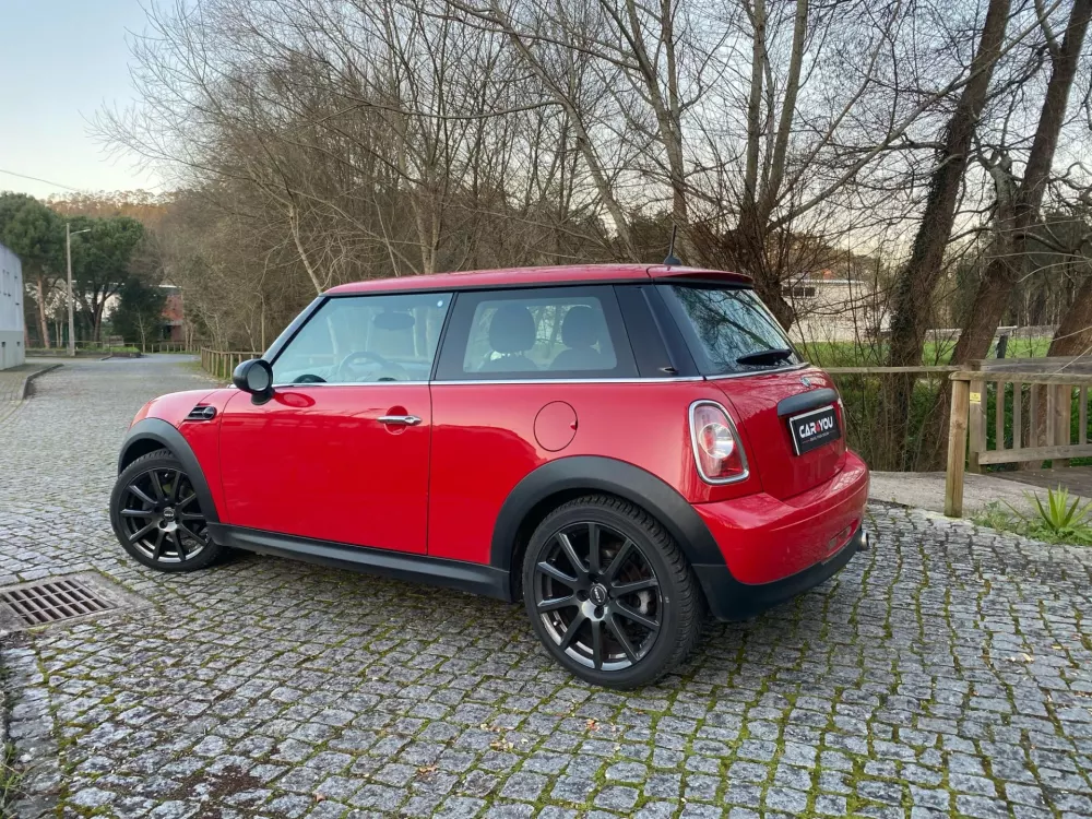 Mini 3 Portas One D — fotografia 5