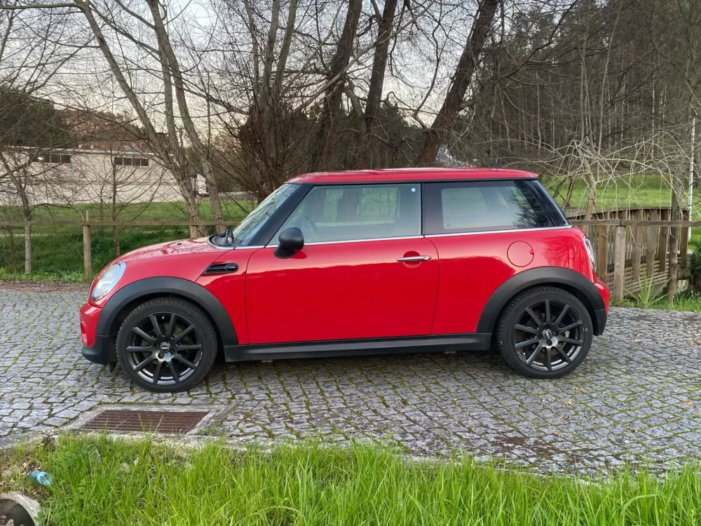 Mini 3 Portas One D — fotografia 7