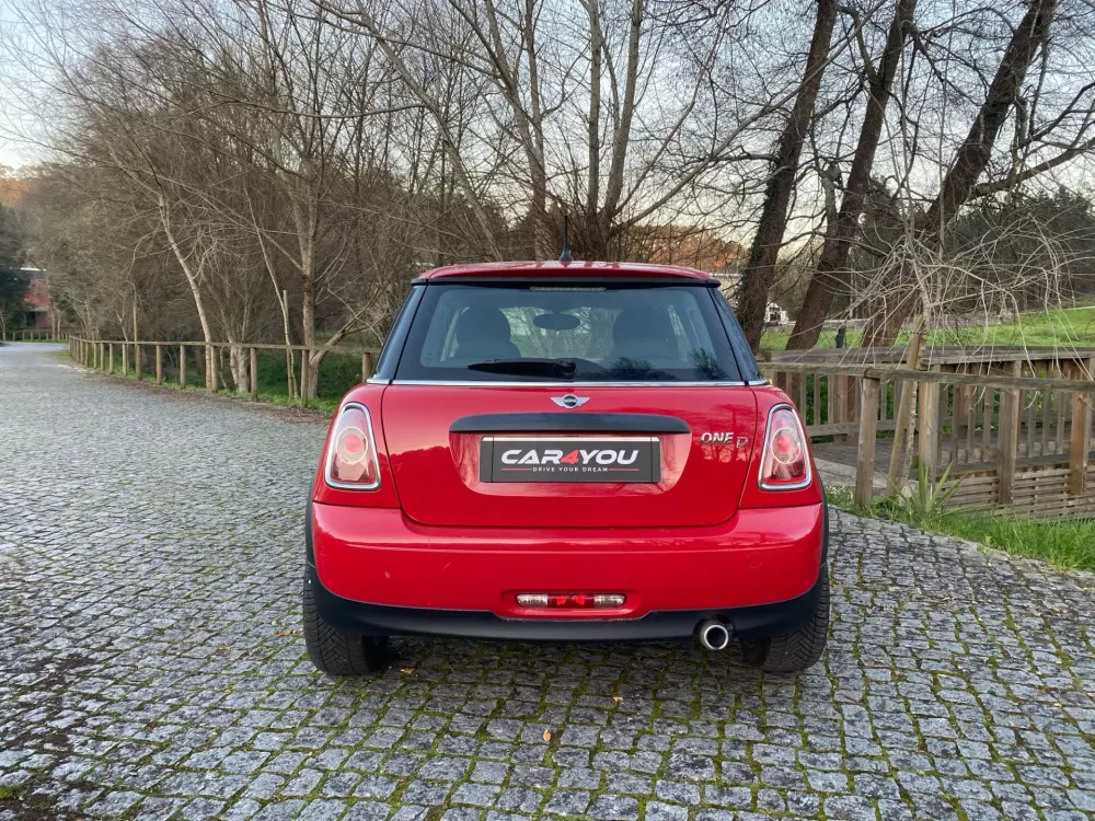 Mini 3 Portas One D — fotografia 9