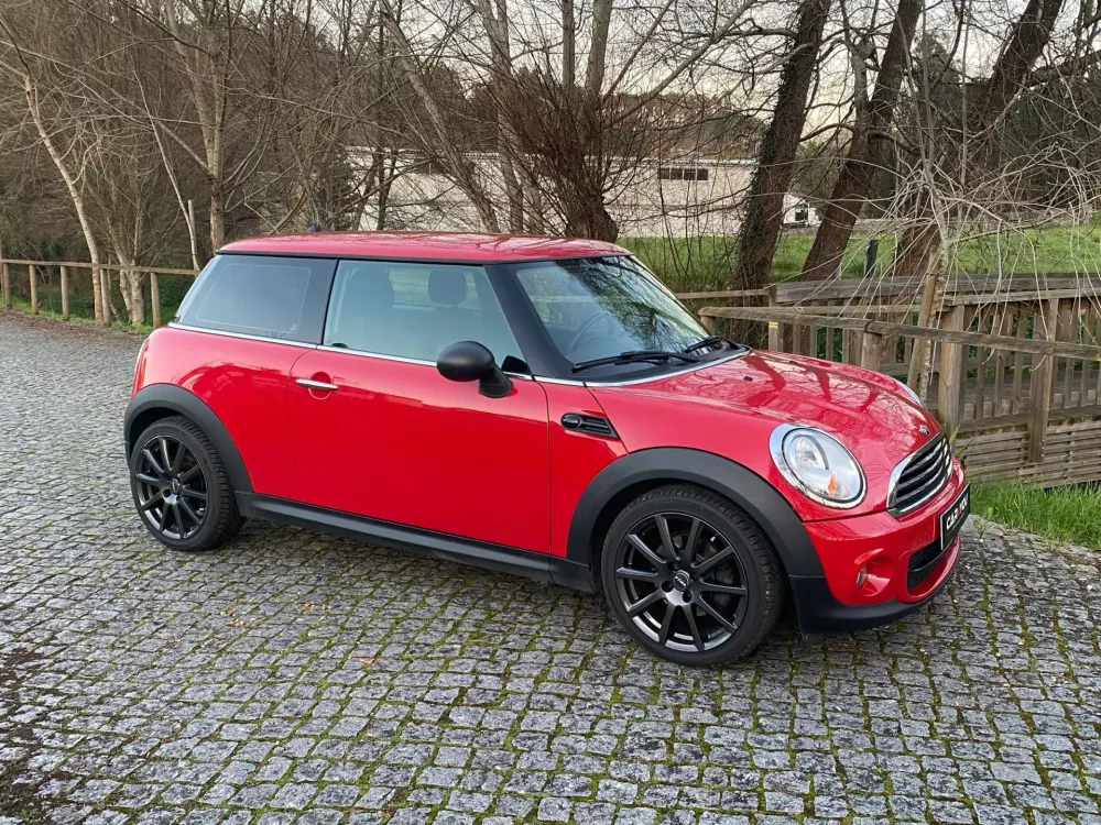 Mini 3 Portas One D — fotografia 14