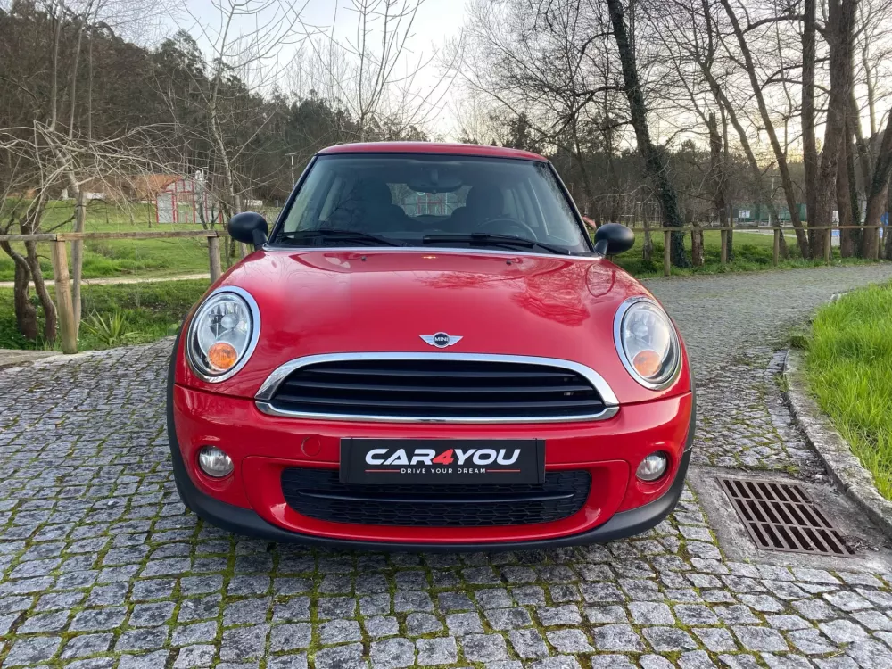 Mini 3 Portas One D — fotografia 17