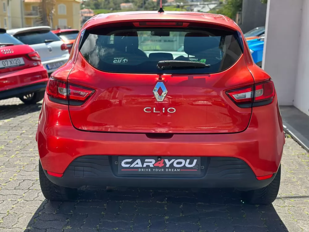 Renault Clio 1.2 TCE GT EDC — fotografia 11