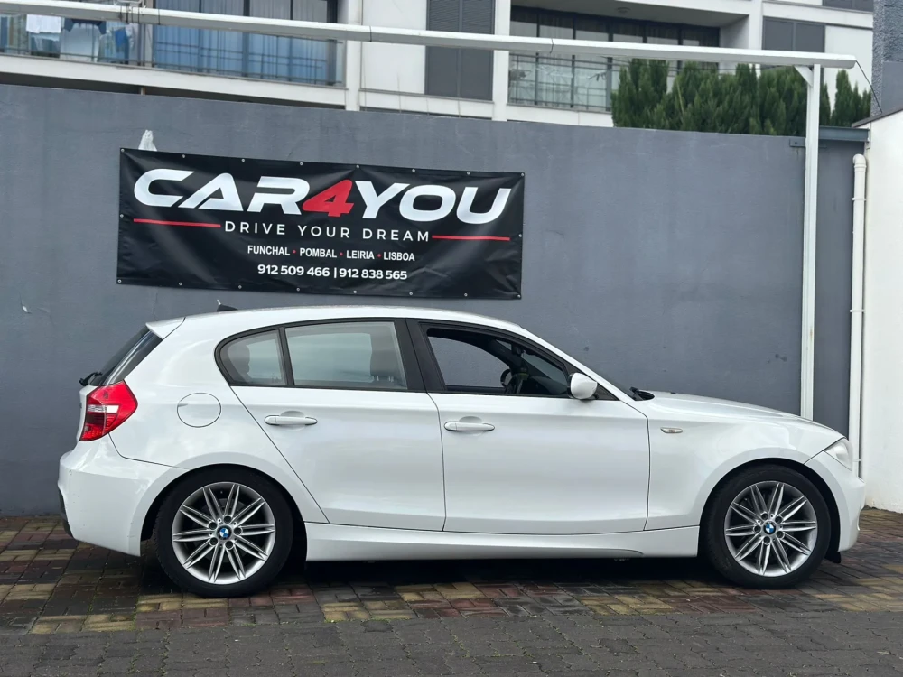 BMW 123 d — fotografia 12