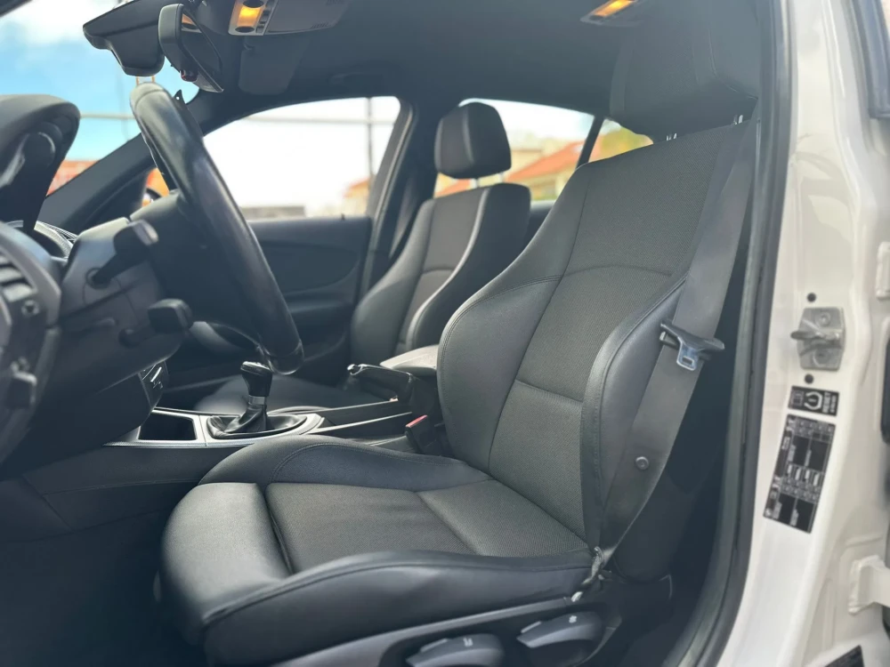 BMW 123 d — fotografia 13