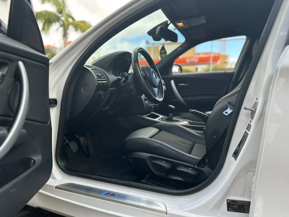 BMW 123 d — fotografia 14