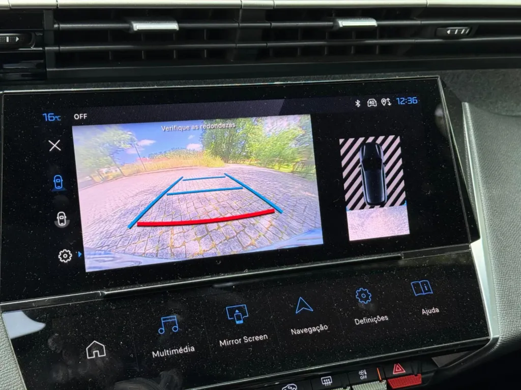 Peugeot 308 1.2 PureTech Allure Pack — fotografia 18