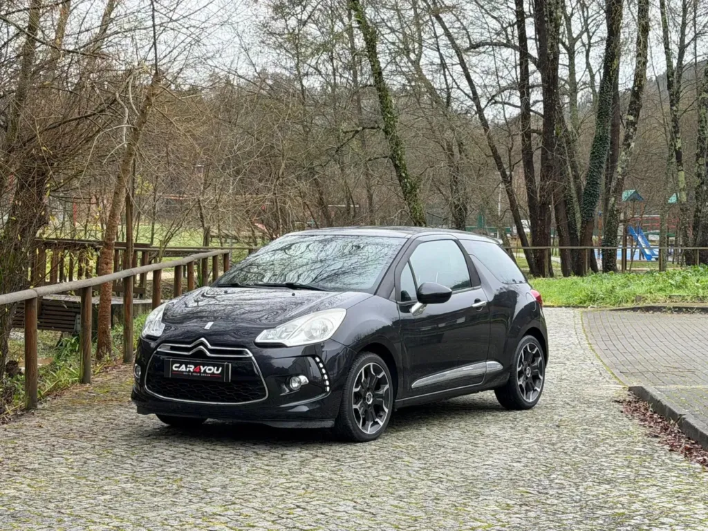 Citroën DS3 1.6 THP Sport Chic — fotografia 1