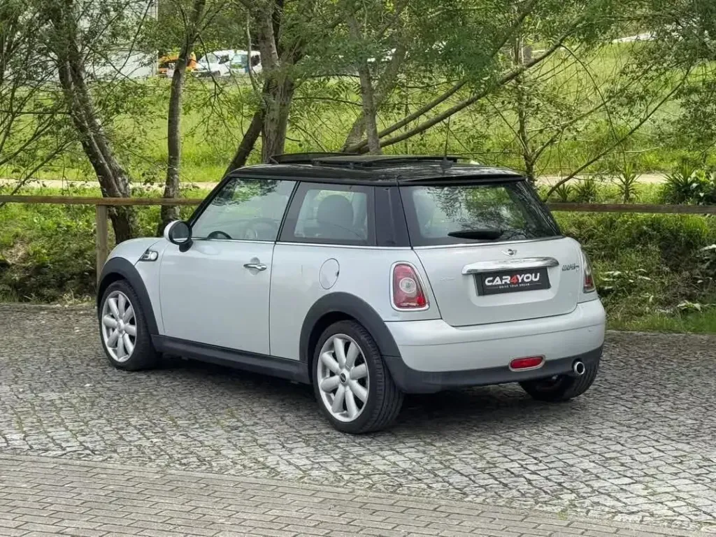 Mini 3 Portas Cooper D 50 Camden — fotografia 7