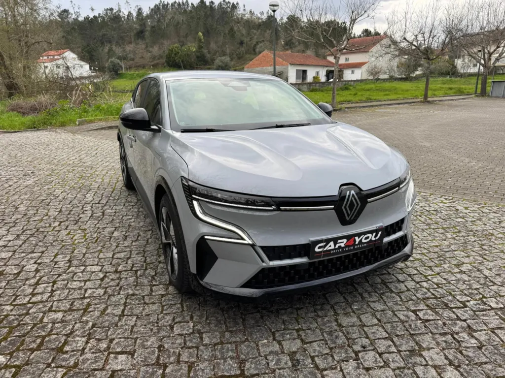 Renault Mégane E-Tech EV60 Equilibre Optimum Charge — fotografia 13