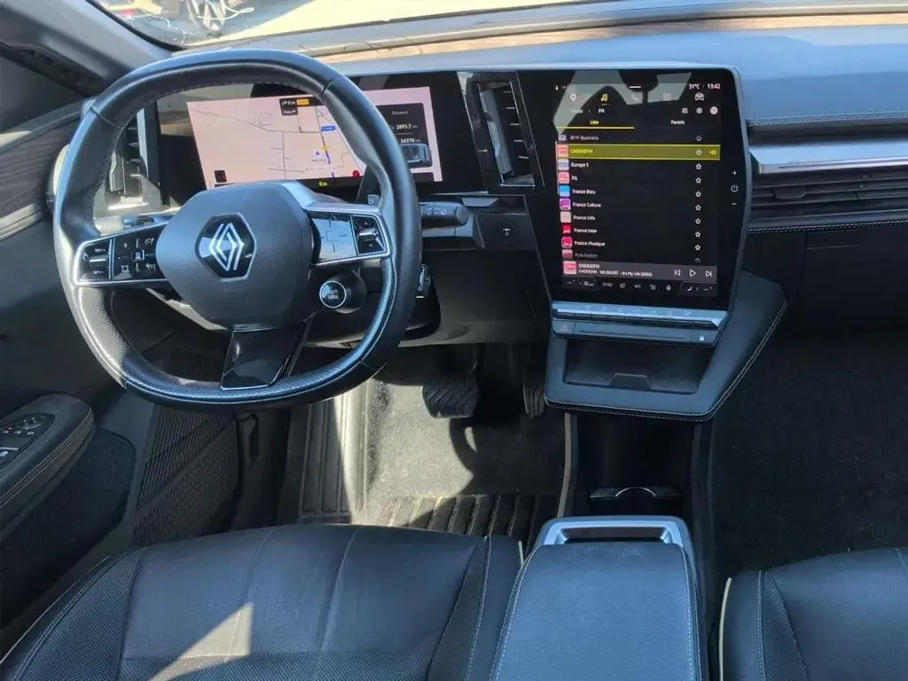 Renault Mégane E-Tech EV60 Iconic — fotografia 6
