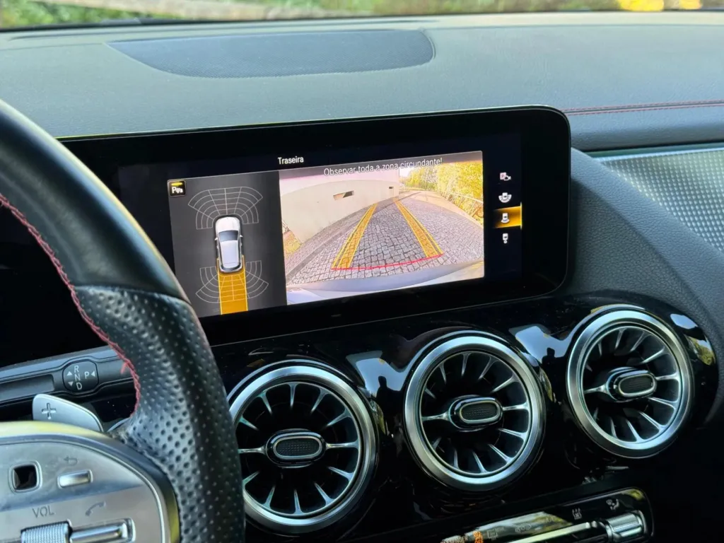 Mercedes-Benz EQA 250 AMG Line — fotografia 18