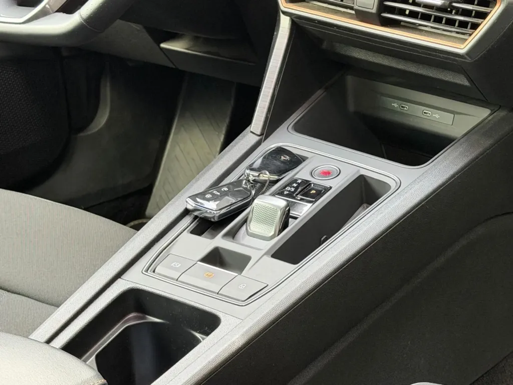 Cupra Formentor 1.4 e-Hybrid DSG — fotografia 19