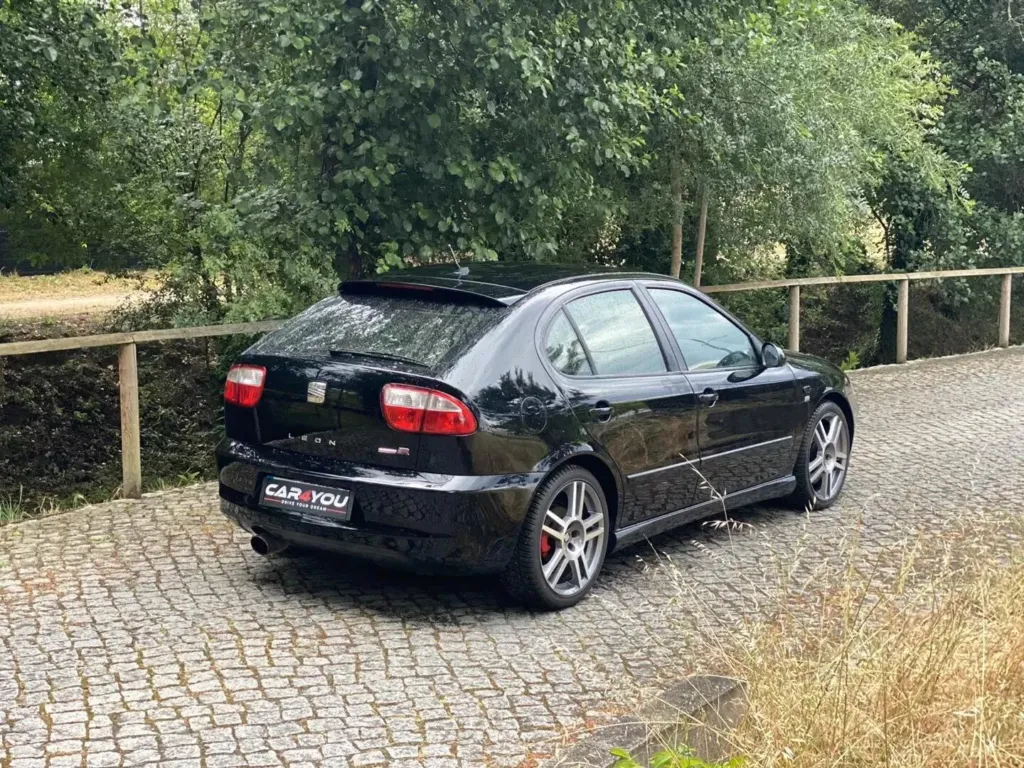Seat Leon 1.8 T Cupra R — fotografia 8