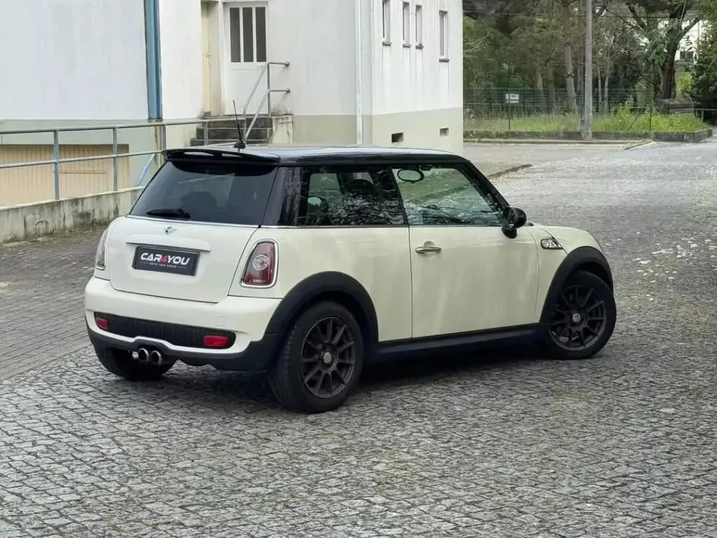Mini 3 Portas Cooper S — fotografia 2