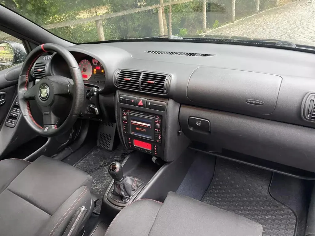 Seat Leon 1.8 T Cupra R — fotografia 19