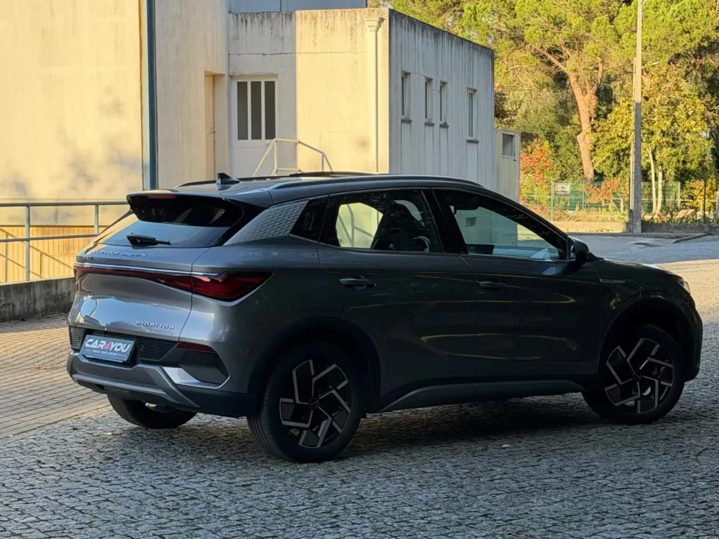 BYD Atto 3 60.48 kWh Design — fotografia 9