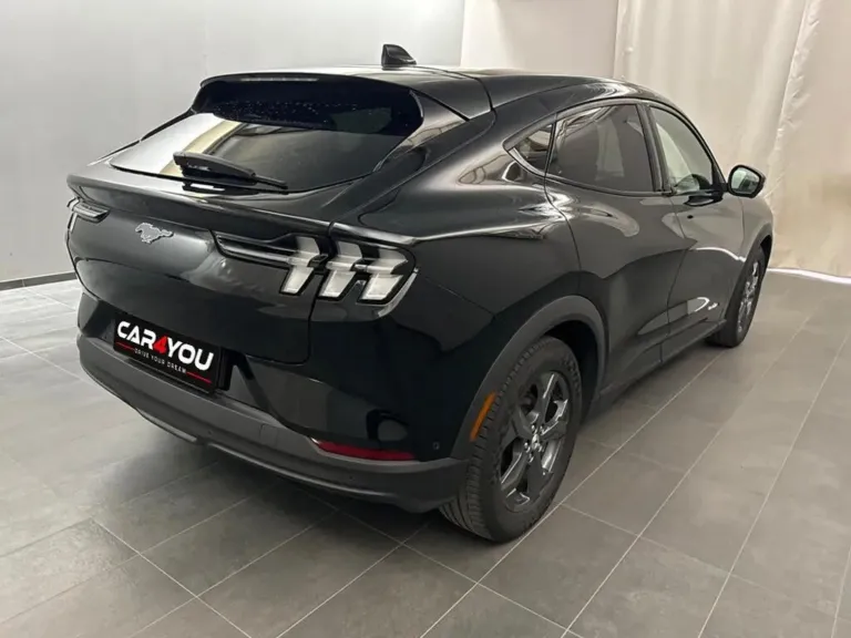 Ford Mustang Mach-E 98.7 kWh Premium — foto 2