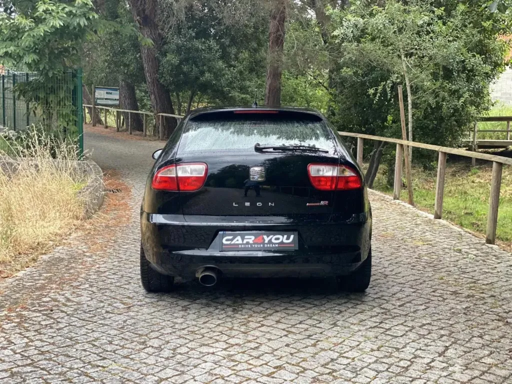 Seat Leon 1.8 T Cupra R — fotografia 6
