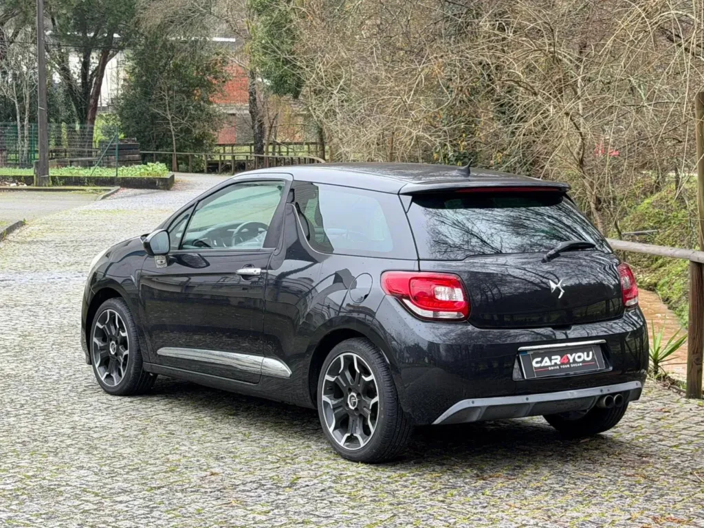 Citroën DS3 1.6 THP Sport Chic — fotografia 17