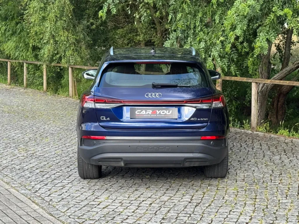 Audi Q4 e-tron 40 63 kWh SE Business — fotografia 14